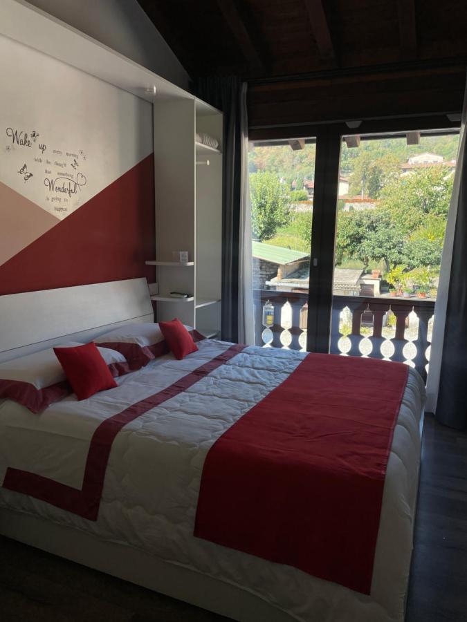 La Terrazza Sulle Vigne B&B Corte Franca Dış mekan fotoğraf